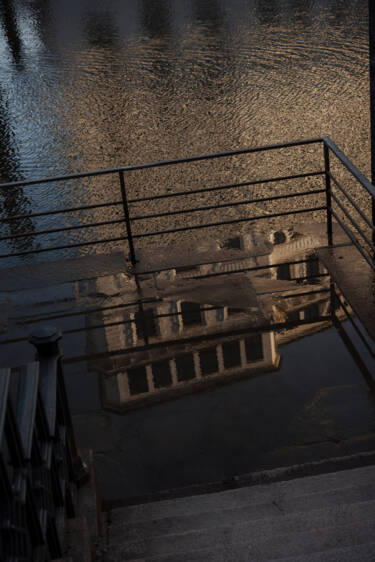 Nikon magazine - Antonia Thomsen  low-light and street nights