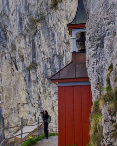 Nikon magazine - vertical video with Memories from Abroad